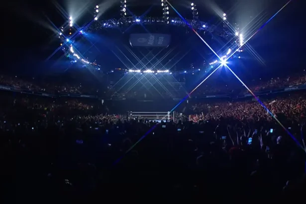 RAW in Milwaukee: Legends, Contracts & Rising Fire, The Road to Wrestlepalooza Heats Up